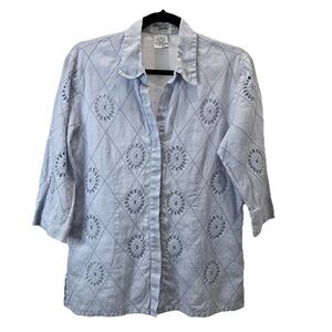 Ann Gerlin Light Blue 100% Linen Eyelet Button Up 3/4 Sleeve Shirt Womens Size 8